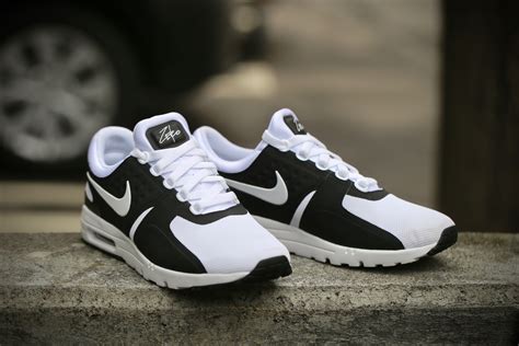 nike air max zero qs white black|nike air max zero black.